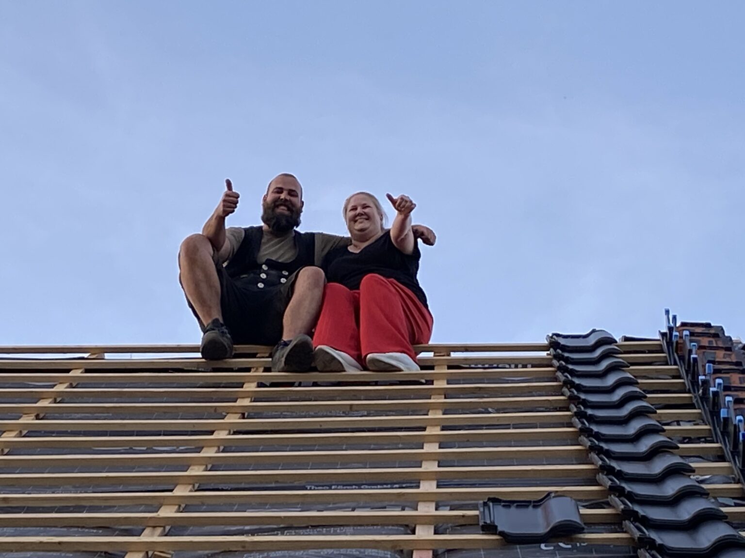Josh Schwedler bei einem Dachprojekt im Emsland